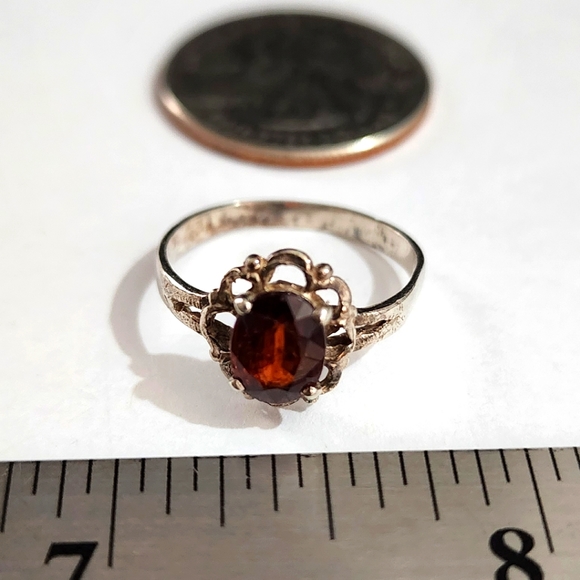 Red Spinel Ring size 7 - Picture 5 of 8